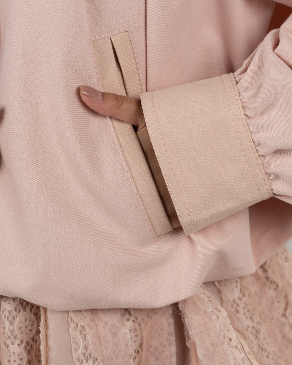 Refined Powder Pink Balloon Turtleneck Jacket