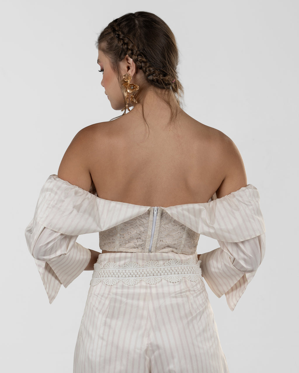 Chic White Off-Shoulder Bustier Crop Top