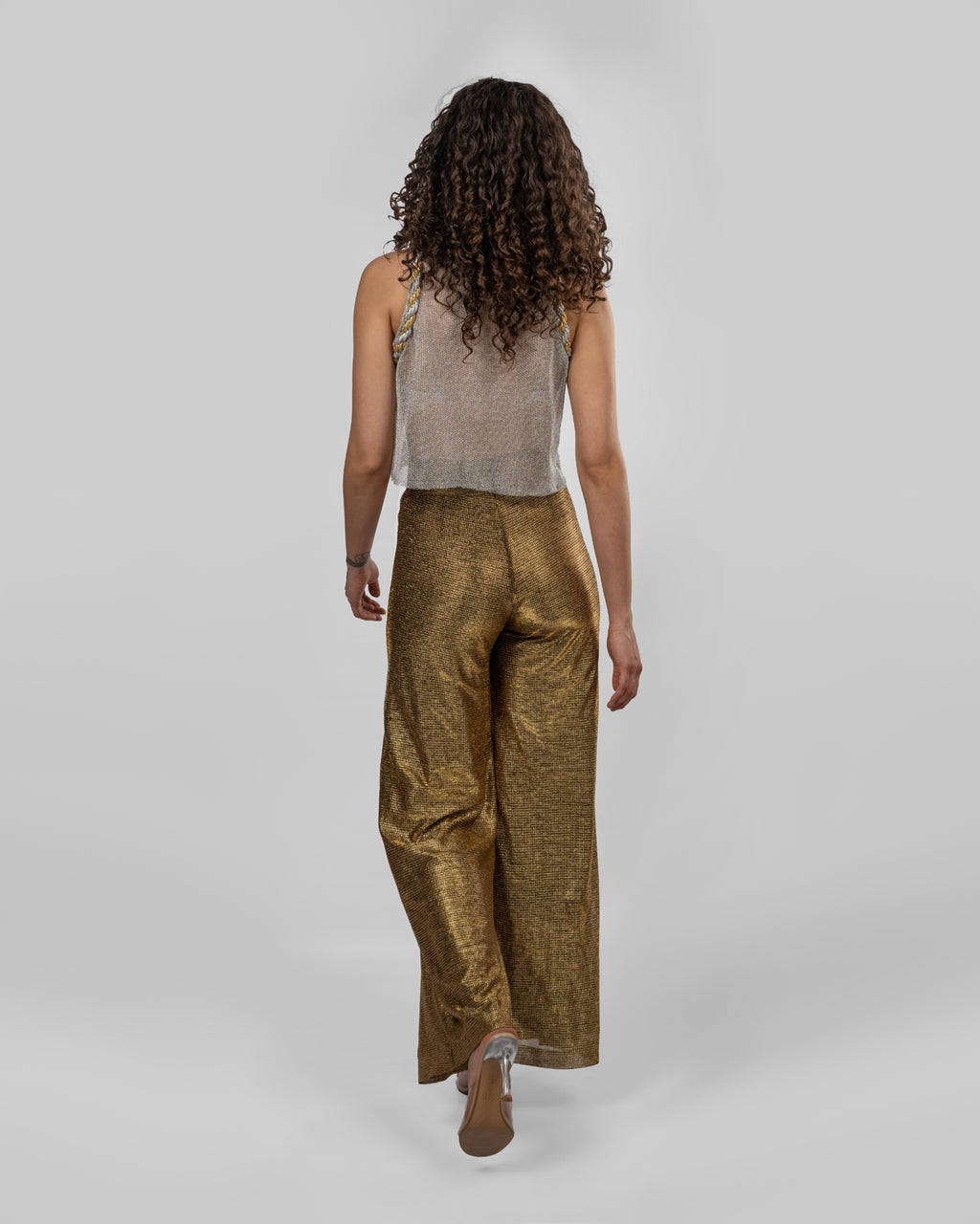 An elevated loose-fit top