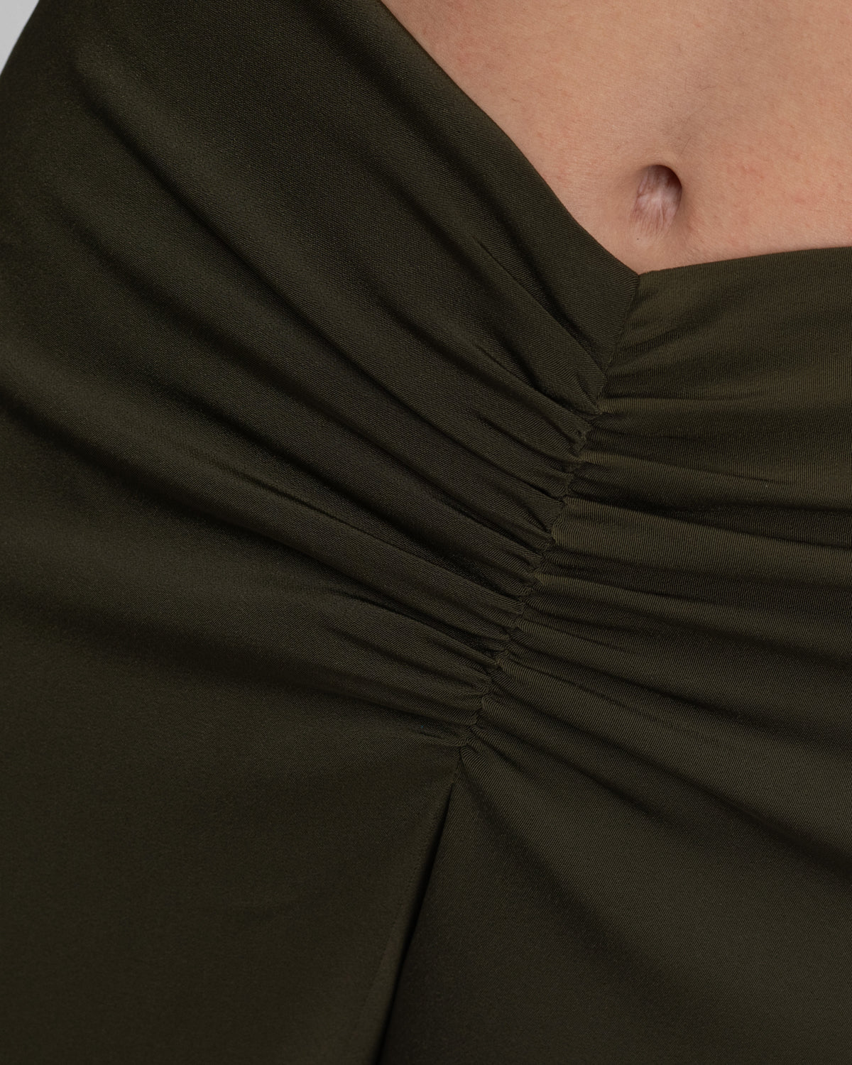 Luxurious olive crepe trousers