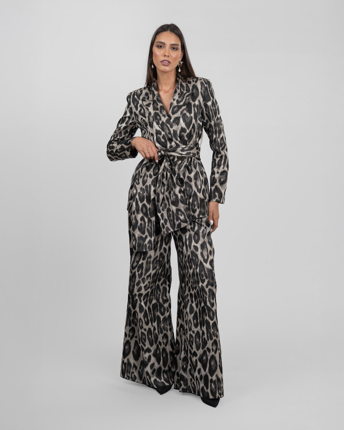 Set of Wrapped Oversized Blazer & Wide-Leg Trousers