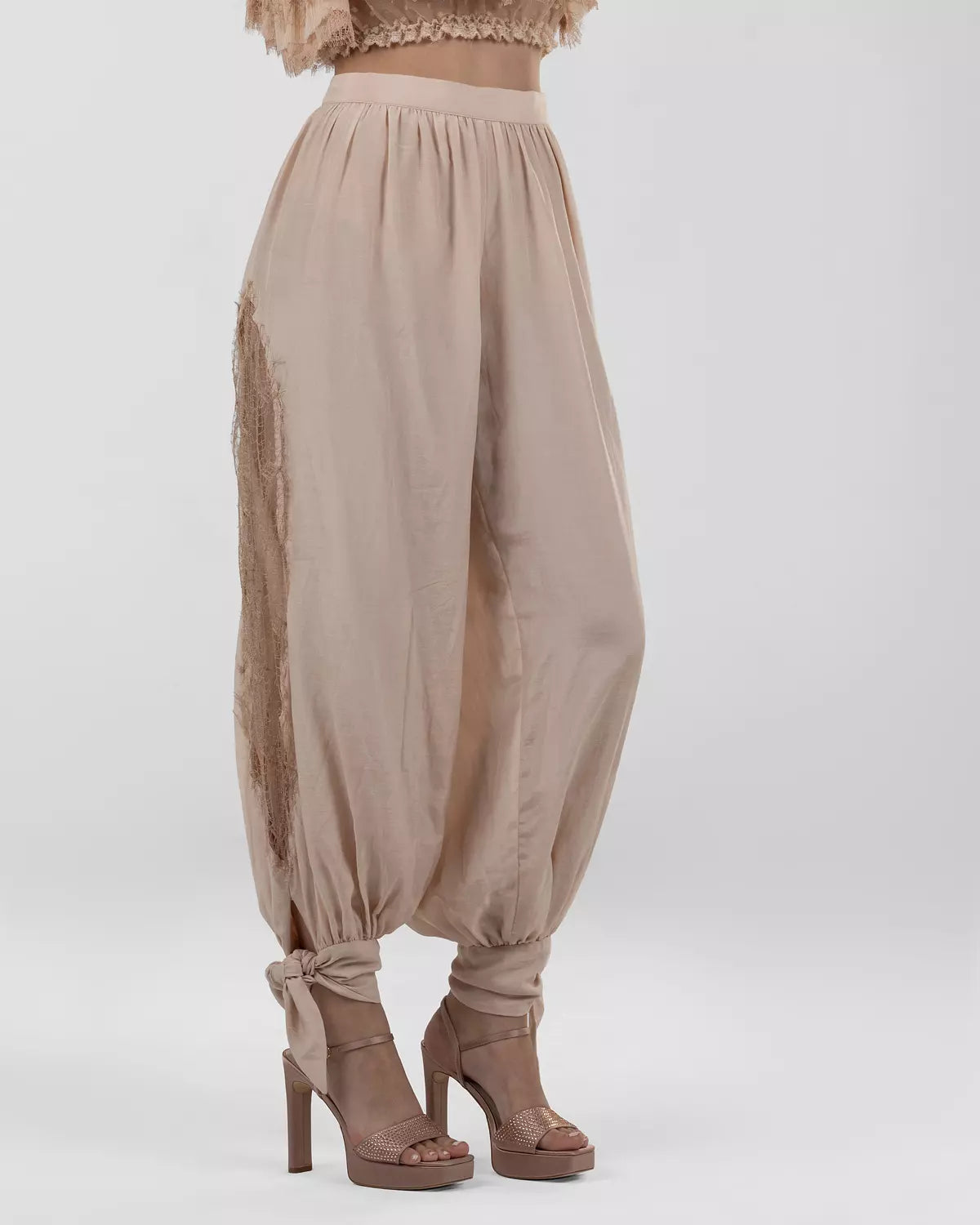Chic Pink Bubble-Leg Pants